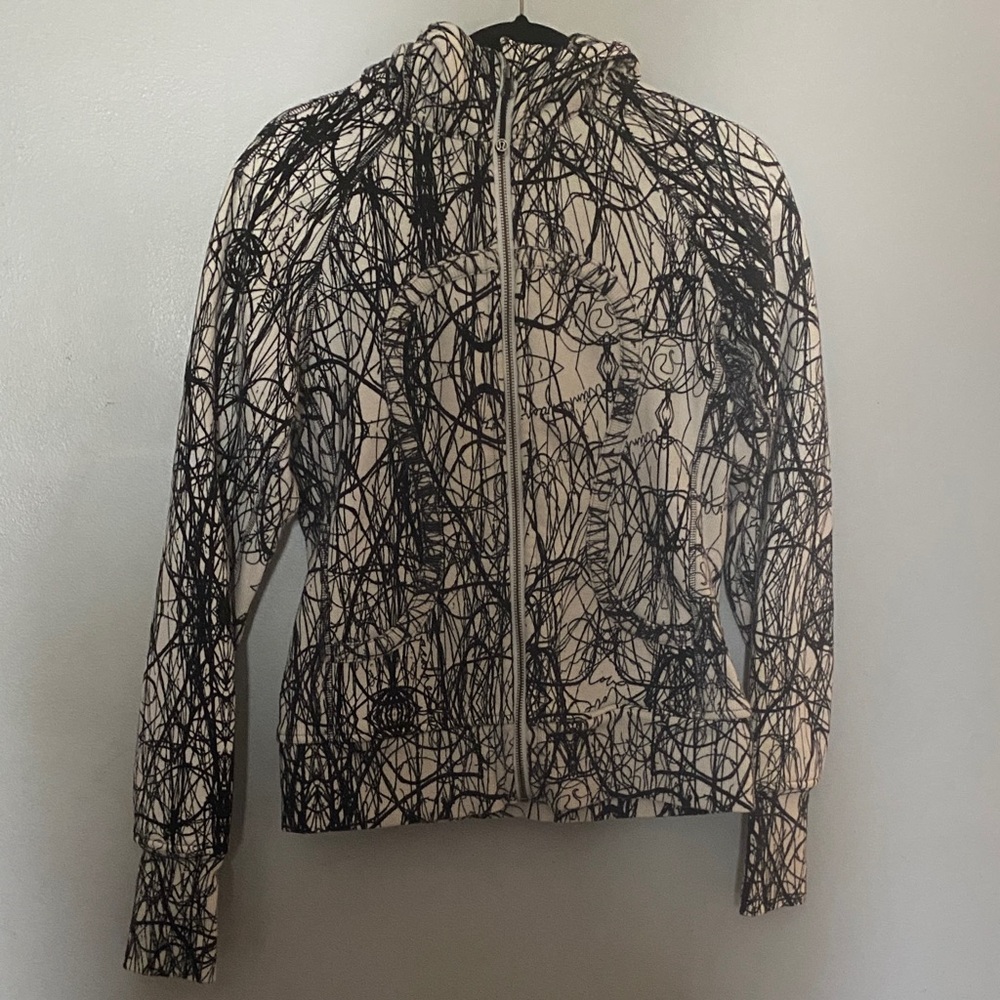 Lululemon Scuba Hoodie *Print
Ghost Ground Nesting Black Bird